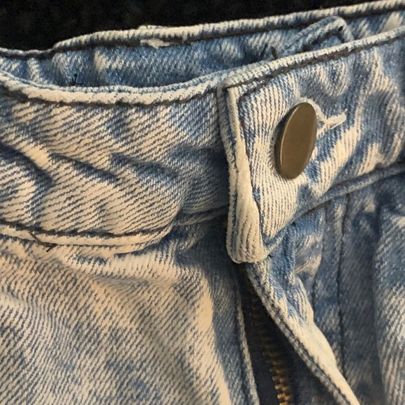 Blue Acid Wash High Waisted USA Flag Denim Shorts - Picture 7 of 10